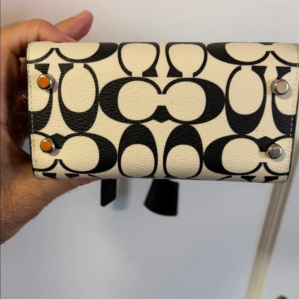 Coach 🌲 Andrea Mini Carryall in Monogram Black and Cream Leather - Picture 6 of 13